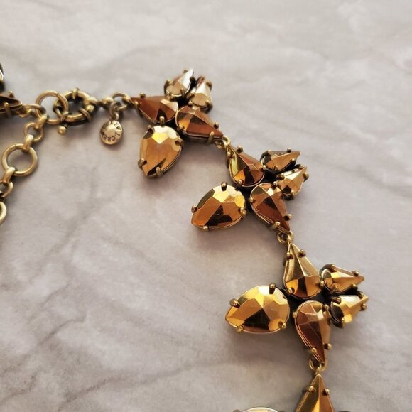 ✨ J.Crew Gold Rhinestone Crystal Cluster Statement Necklace ✨ - Picture 3 of 16